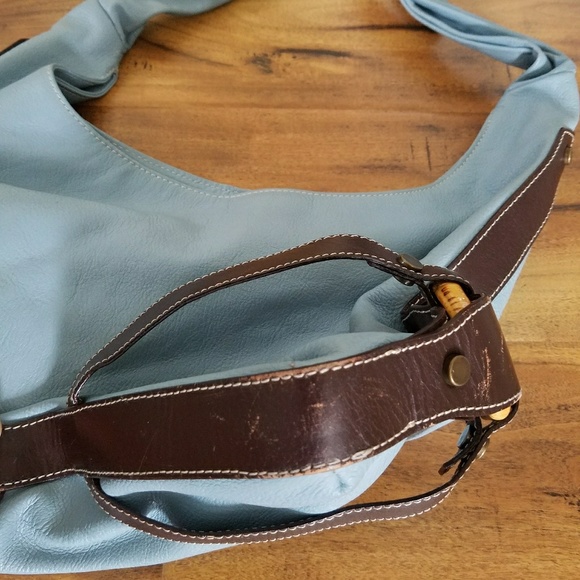 Guia's Italian Leather Bag - Picture 6 of 7